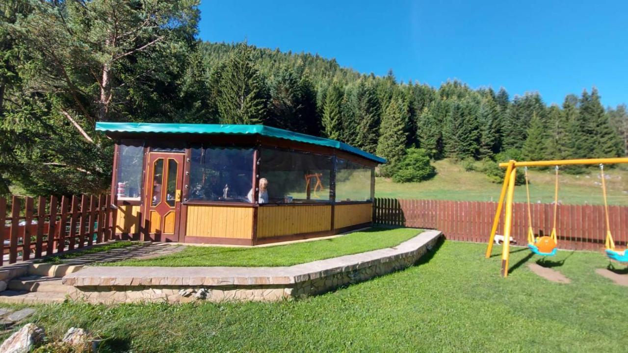 Guest House Chobaka Trigrad Bagian luar foto