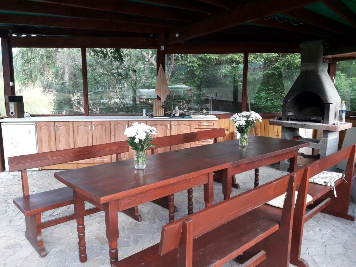 Guest House Chobaka Trigrad Bagian luar foto
